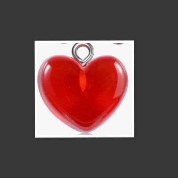 Red Gummy Candy Heart Necklace - Picture 2 of 3